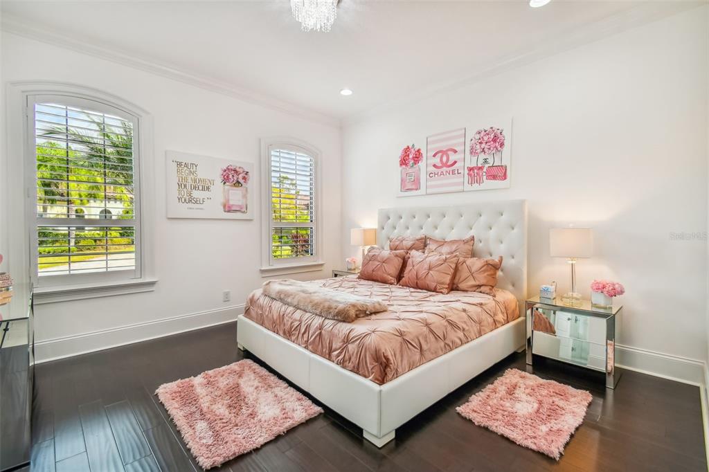 HERITAGE LAKES - Residential