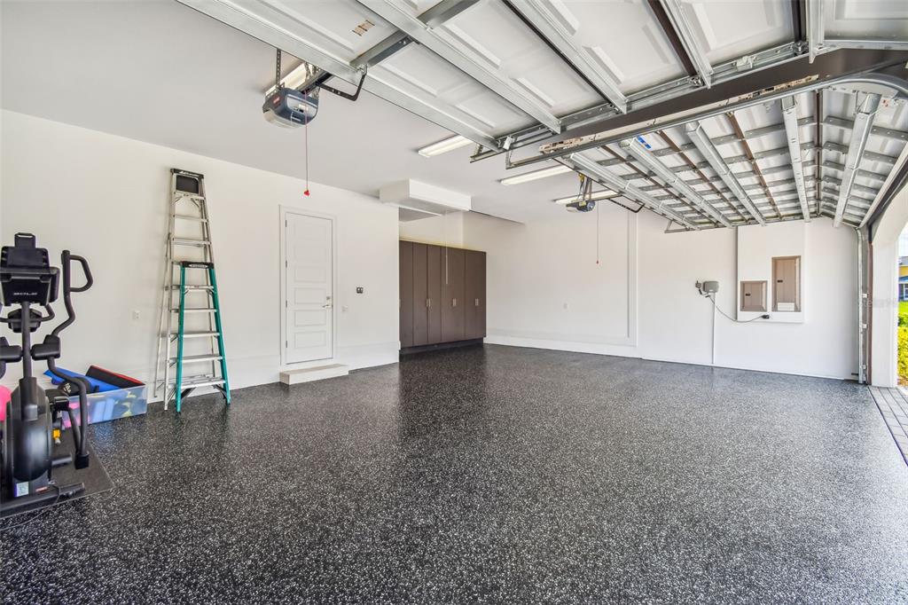 HERITAGE LAKES - Residential