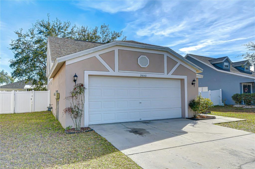 Photo of 24640 Siena Drive, Lutz, FL 33559 (MLS # G5108400)