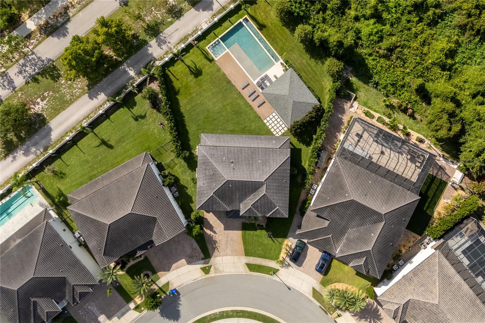 8192 LUDINGTON CIRCLE