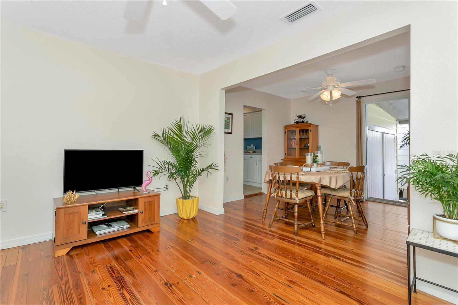 BRADEN CASTLE PARK - Residential