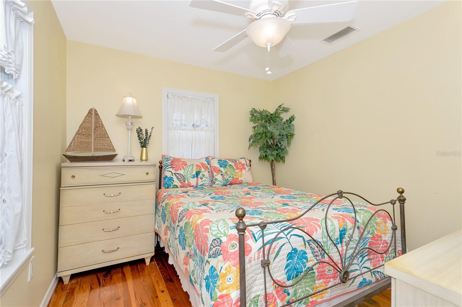 BRADEN CASTLE PARK - Residential