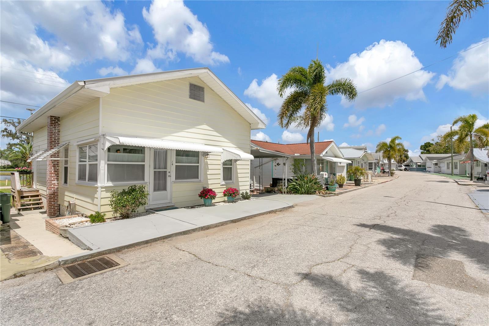 BRADEN CASTLE PARK - Residential