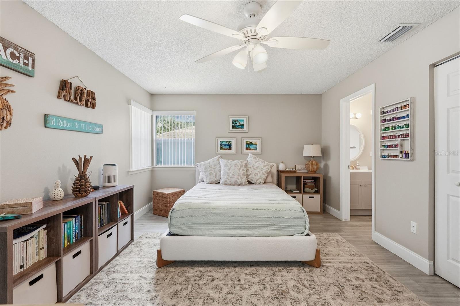 CLOVERPLACE CONDO - Residential