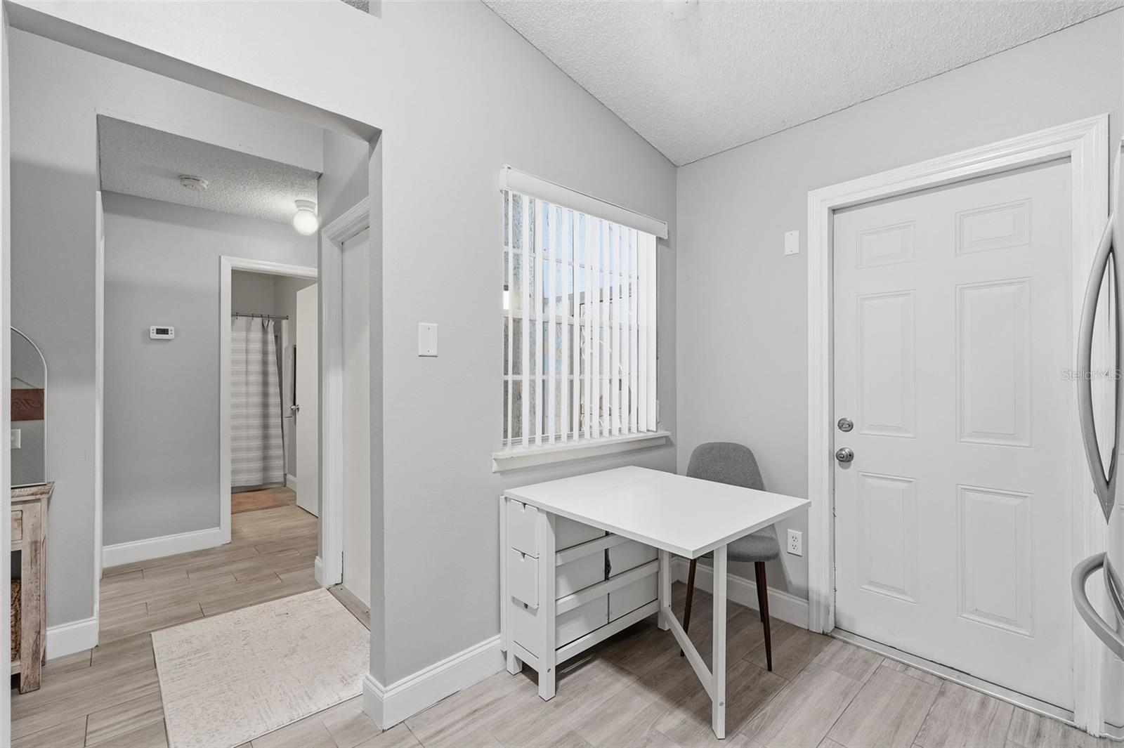 CLOVERPLACE CONDO - Residential