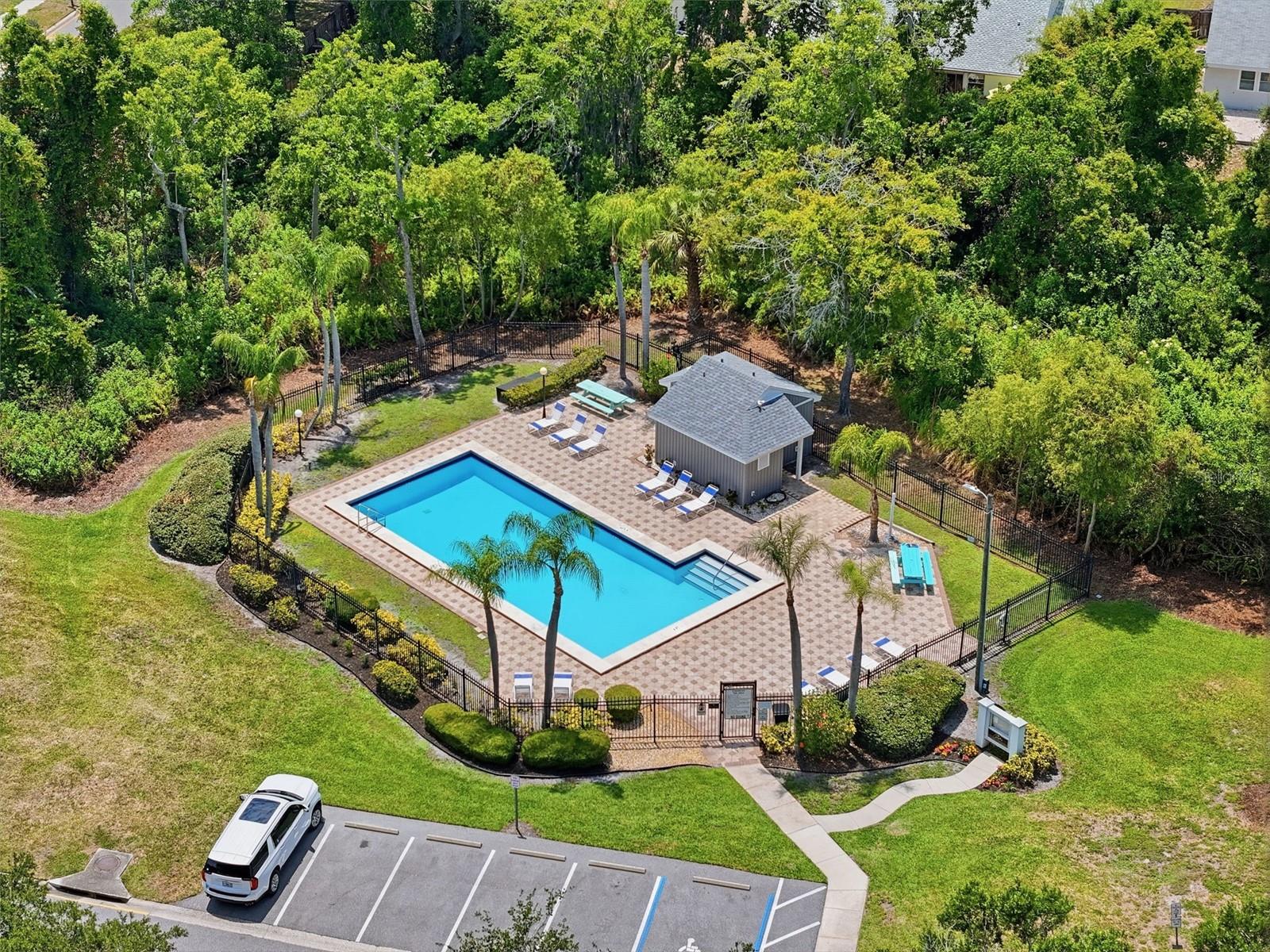 CLOVERPLACE CONDO - Residential