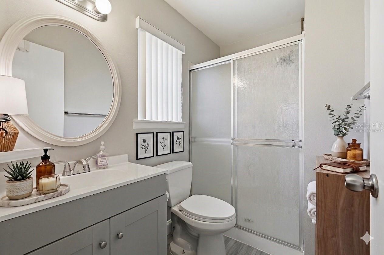 CLOVERPLACE CONDO - Residential