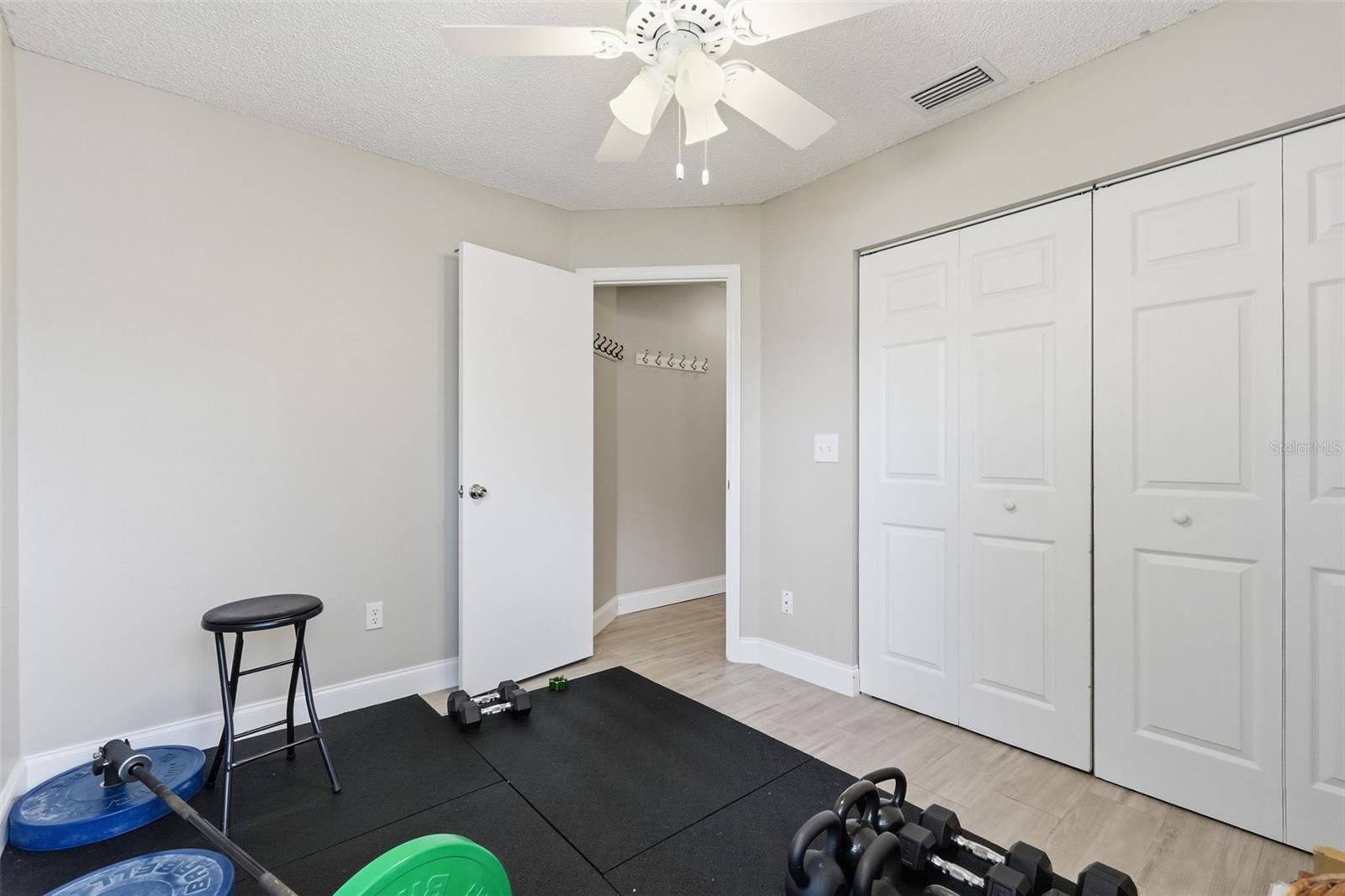 CLOVERPLACE CONDO - Residential