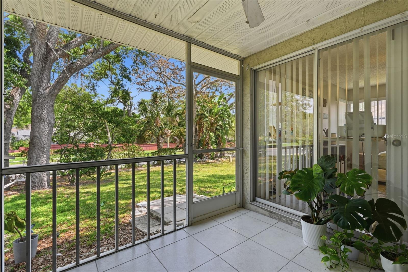 CLOVERPLACE CONDO - Residential