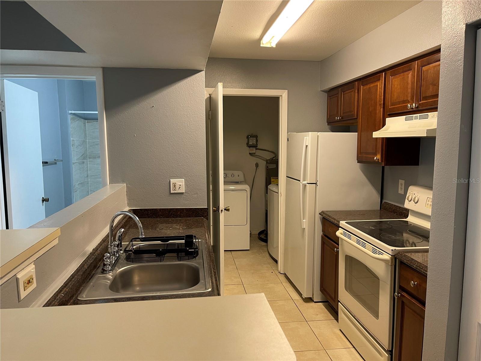 BLOSSOM PARK VILLAS CONDO - Residential