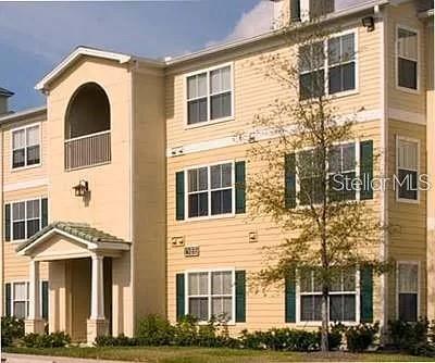 AWESOME LOCATION - Beautiful community of Equestrian Parc. 2 Bedrooms. 2 Full Bathrooms. Bedrooms split. Adequately sized Bedrooms. Primary Bedroom has Walk-In Closet. Open Living & Dining Room areas. Perfect for everyday living. Kitchen is fully equipped. Washer/Dryer provided for convenience. This New Tampa Community is Gated and offers Pool, Fitness Center, Park, Playground & Tennis Courts along with a Car Wash Area for use. Conveniently located just off Bruce B Downs Blvd. Easy access to I-75, USF, Schools, Restaurants, Shopping & Hospitals and all of the New Tampa and Wesley Chapel areas.