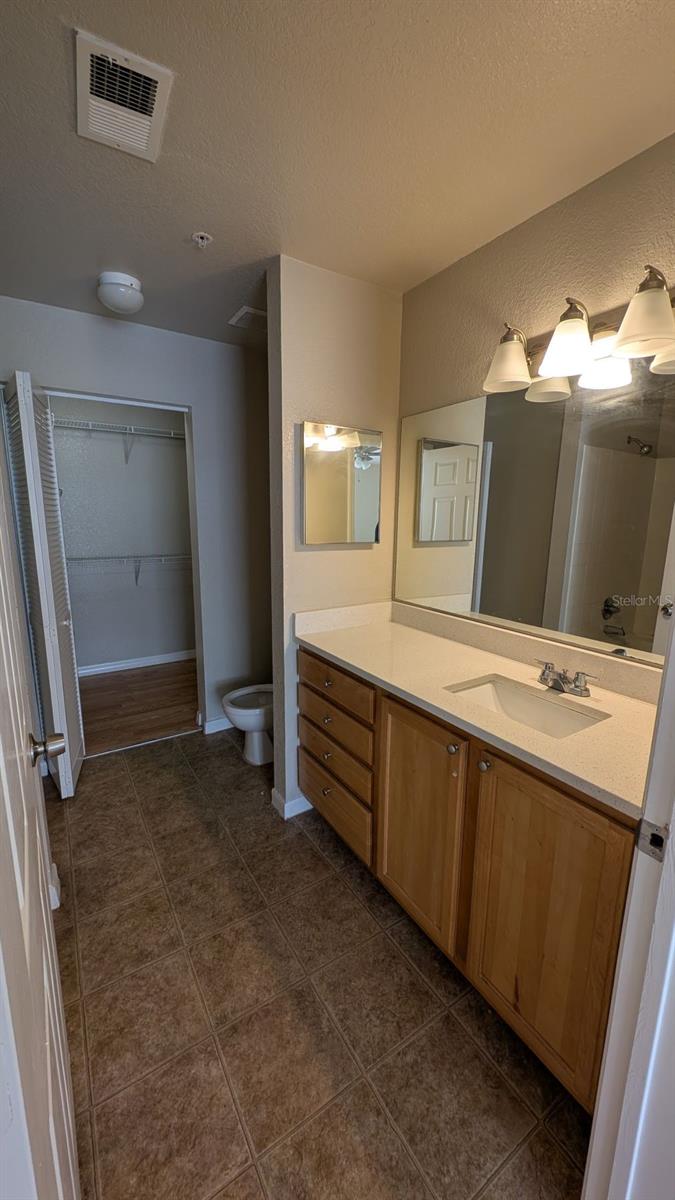 CENTRAL PK/LEE VISTA - Residential