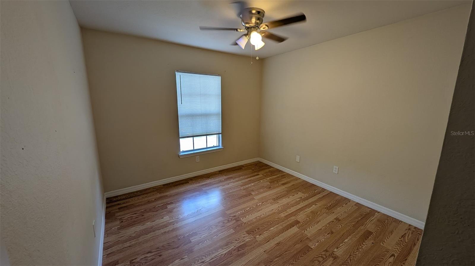 CENTRAL PK/LEE VISTA - Residential