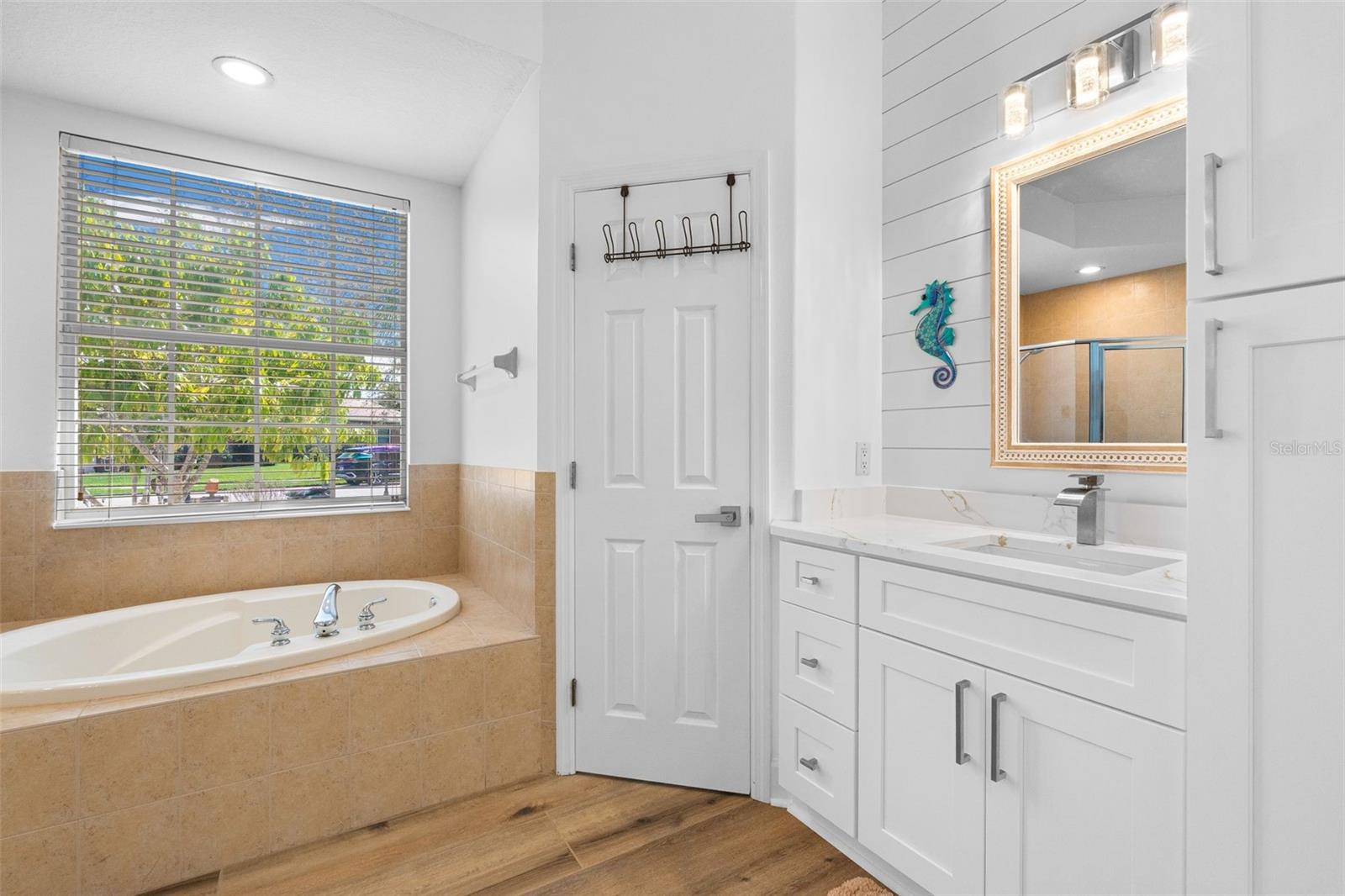 LEXINGTON - Residential