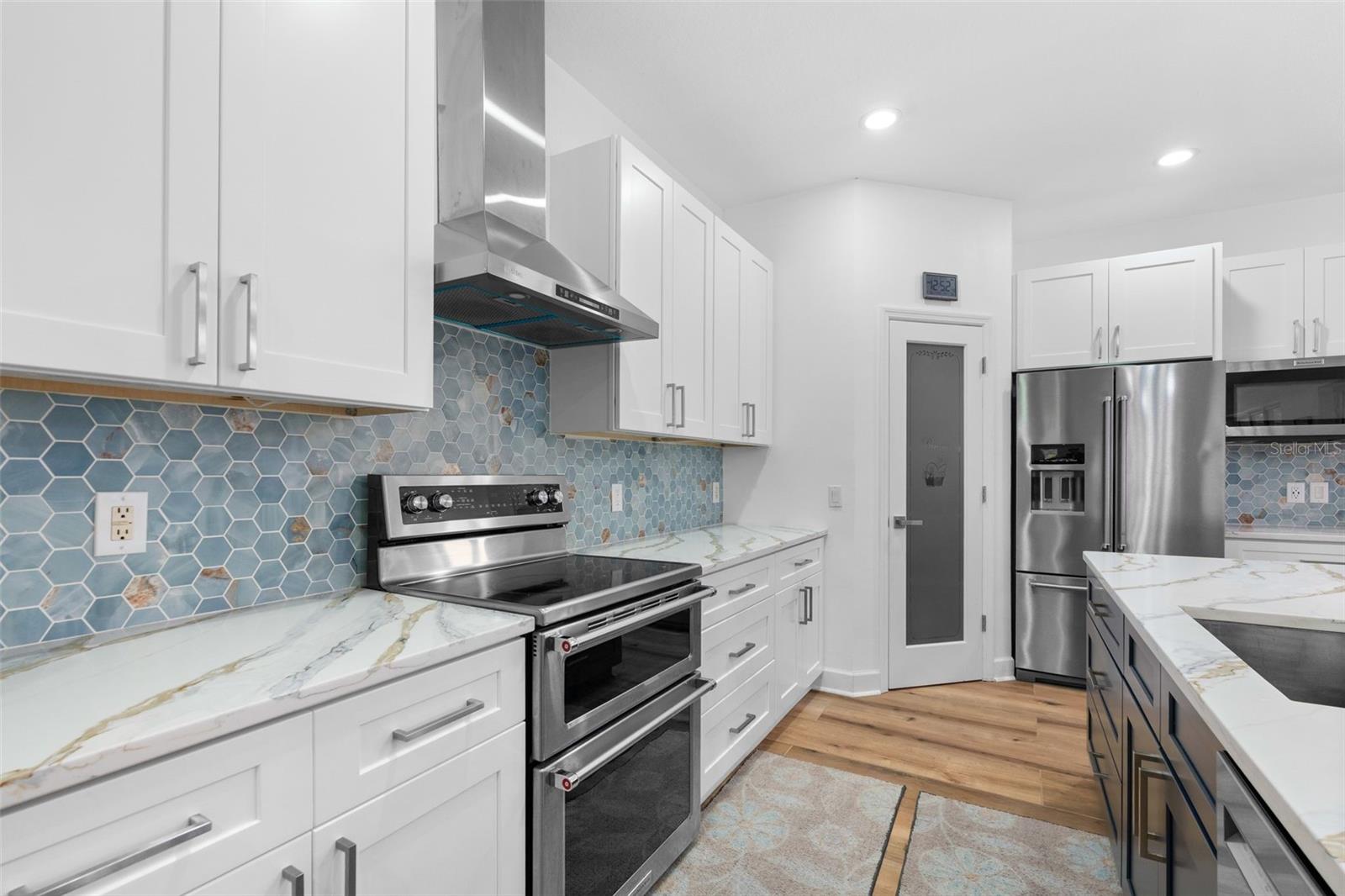 LEXINGTON - Residential