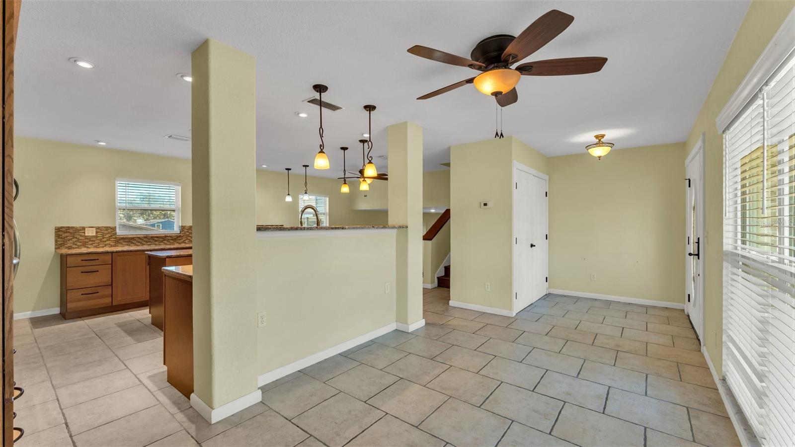 BRANDON LAKES - Residential