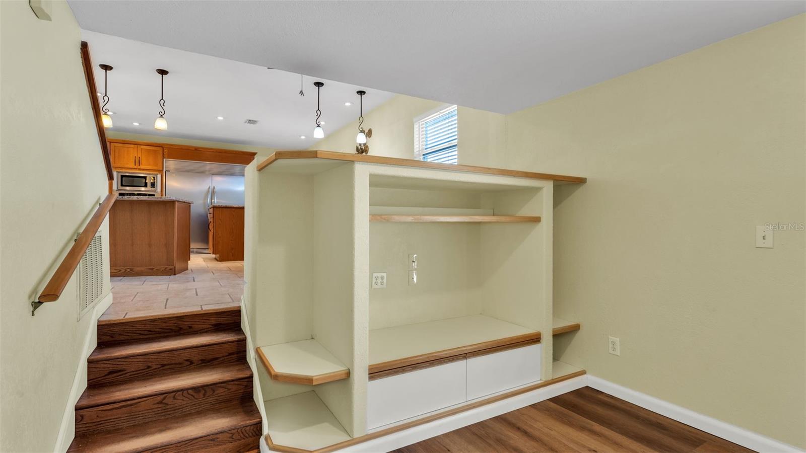 BRANDON LAKES - Residential