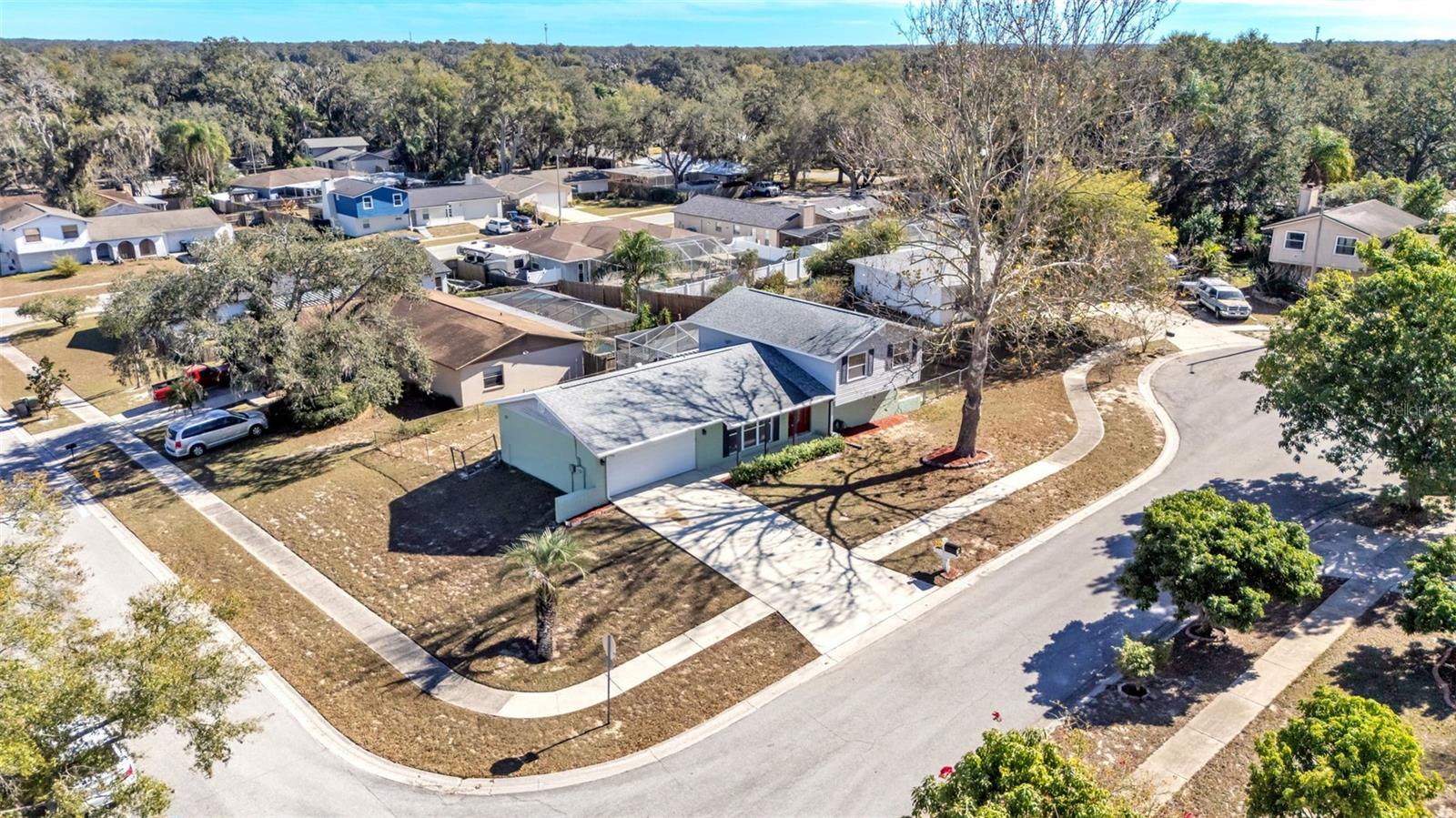 BRANDON LAKES - Residential