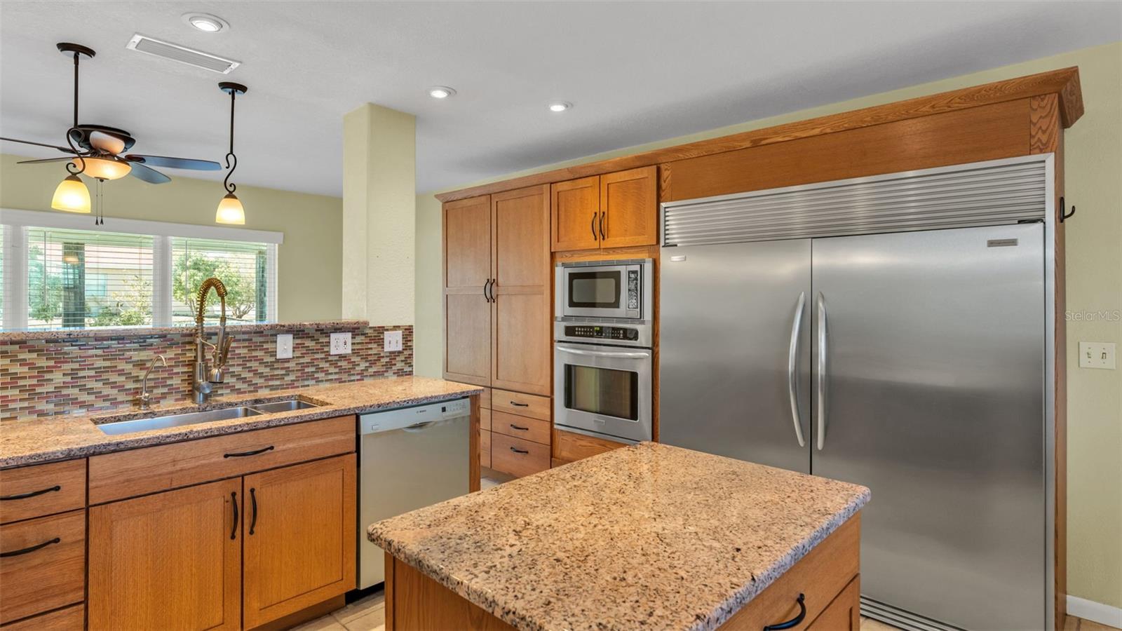 BRANDON LAKES - Residential