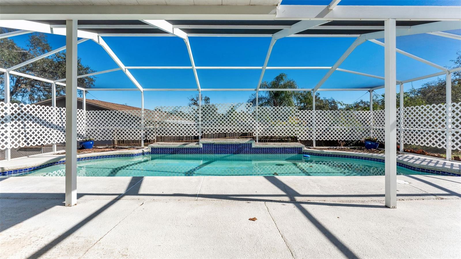 BRANDON LAKES - Residential