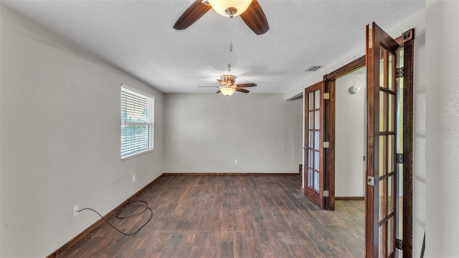 BRANDON LAKES - Residential