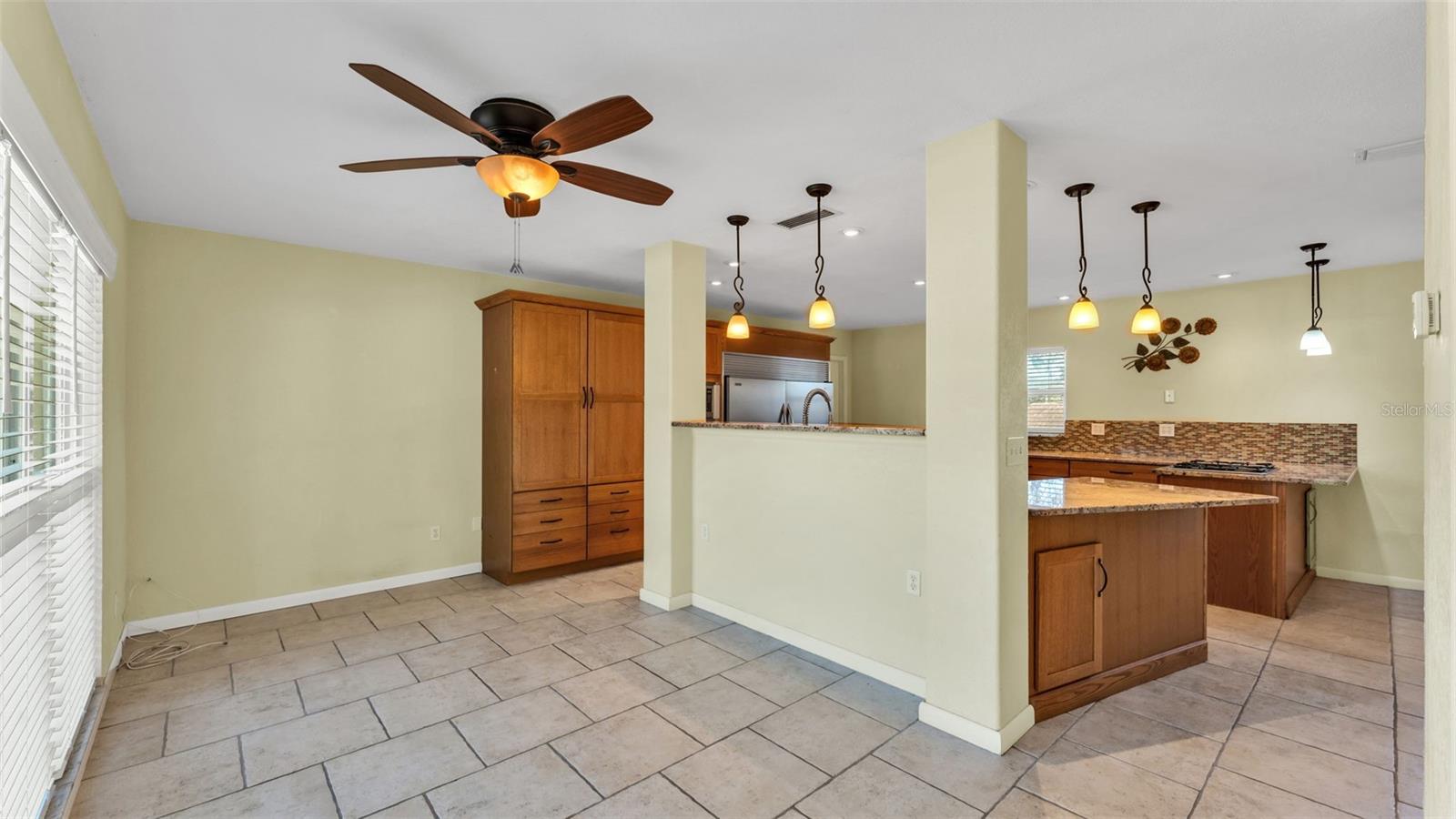 BRANDON LAKES - Residential