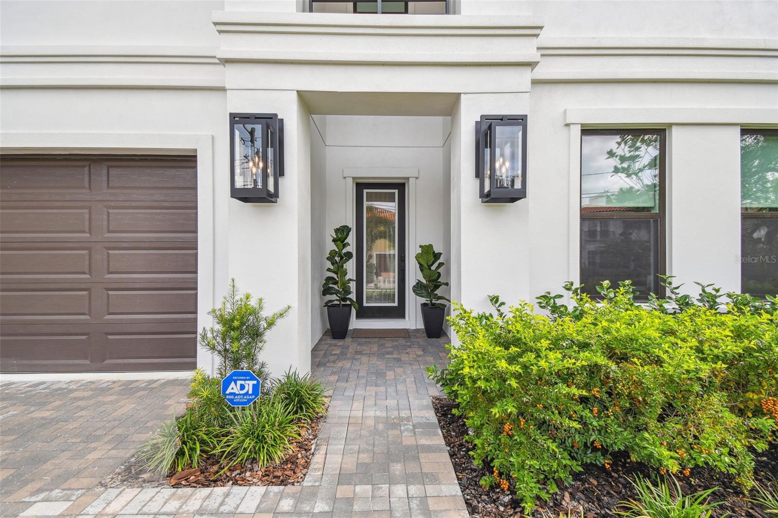 3113 W HARBOR VIEW AVENUE