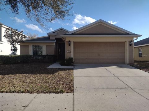 Photo of 4664 SW 40th Place, Ocala, FL 34474 (MLS # OM719977)