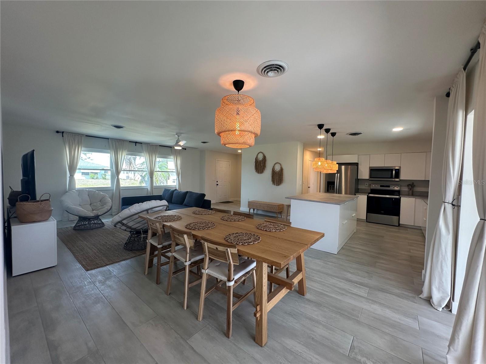 ROTONDA WEST OAKLAND HILLS - Residential Lease