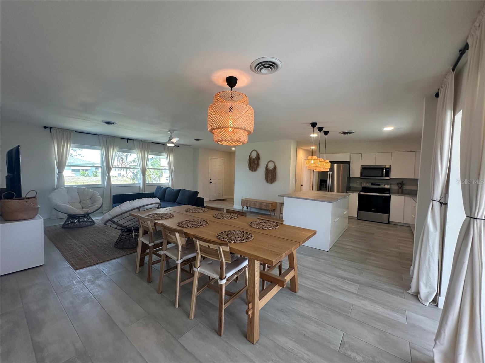 ROTONDA WEST OAKLAND HILLS - Residential Lease