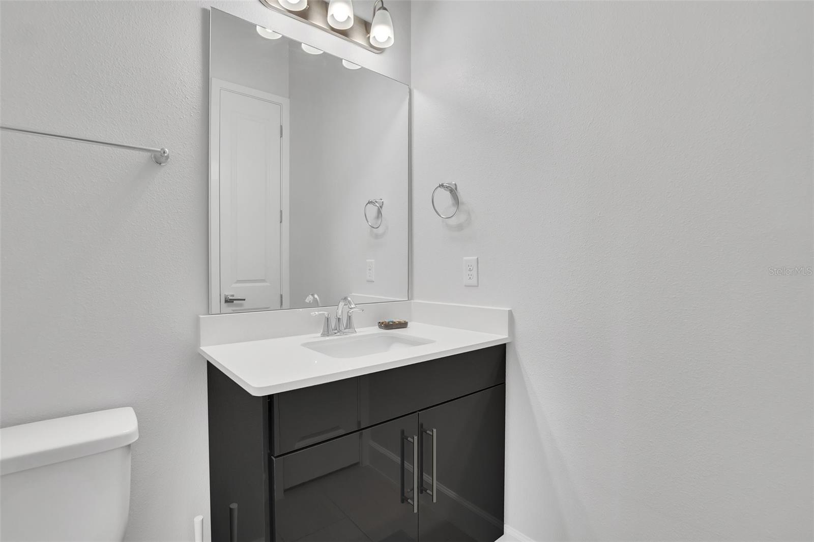 VILLA DOMANI - Residential Lease