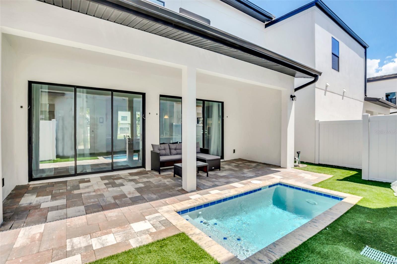 VILLA DOMANI - Residential Lease