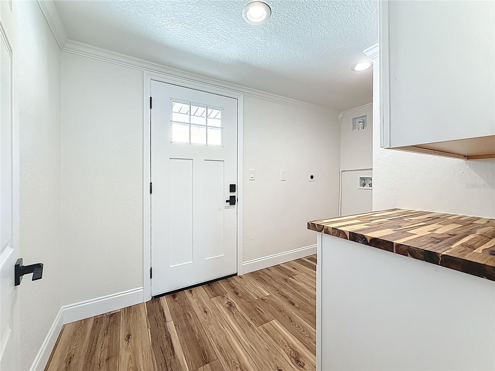 HARPER CIRCLE - Residential