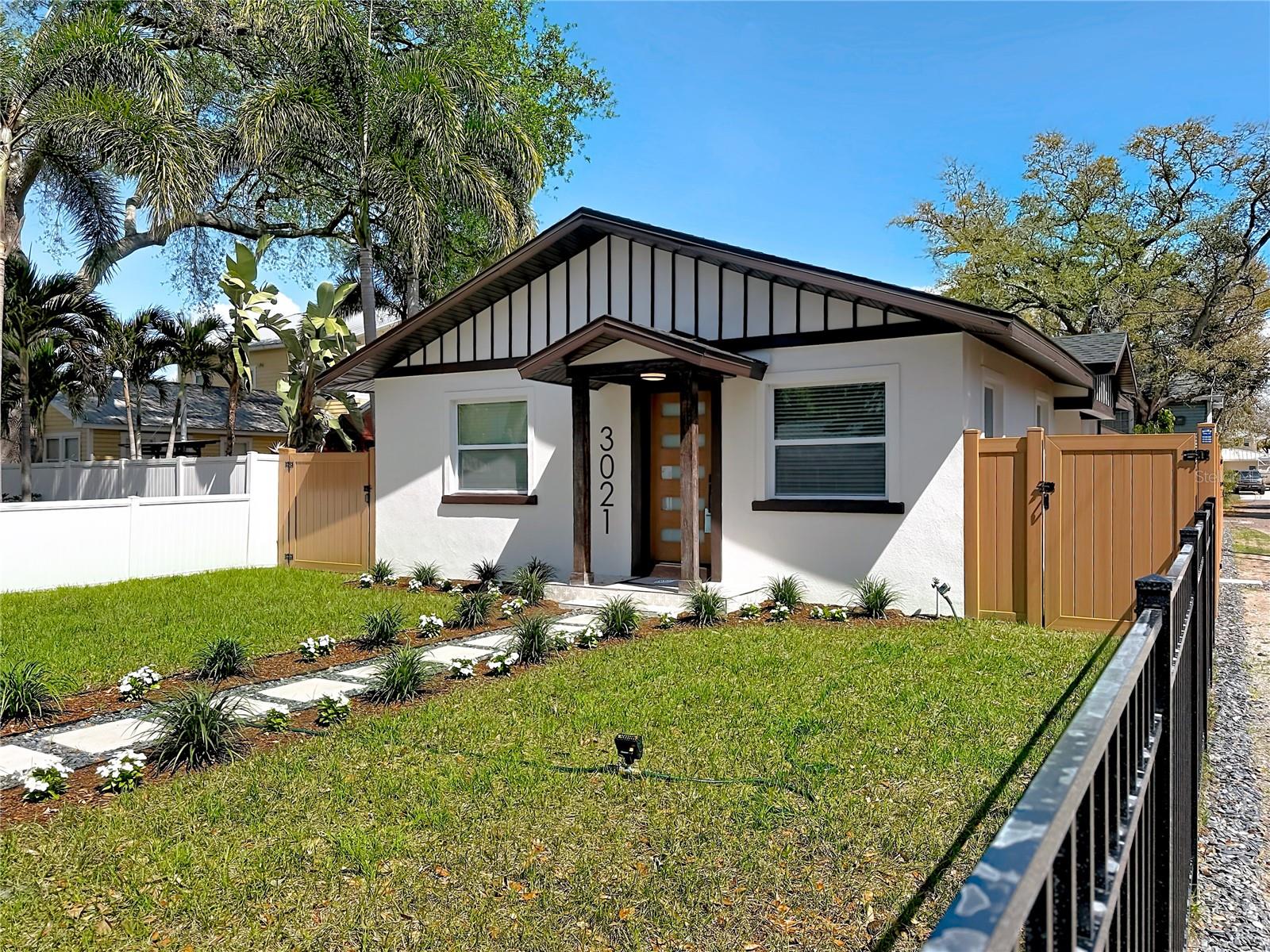 3021 GRANVILLE COURT N