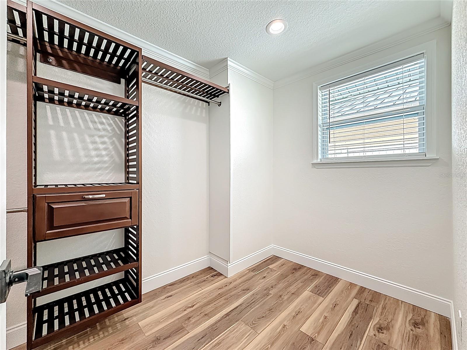 HARPER CIRCLE - Residential