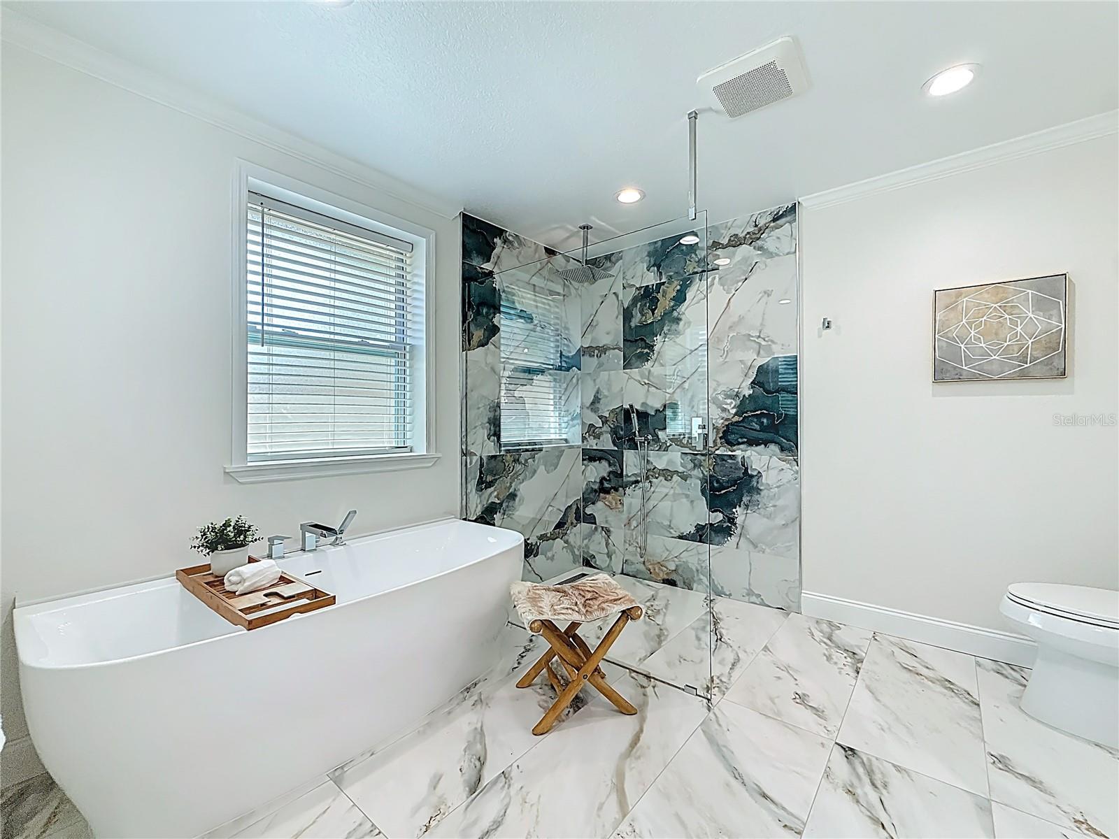 HARPER CIRCLE - Residential