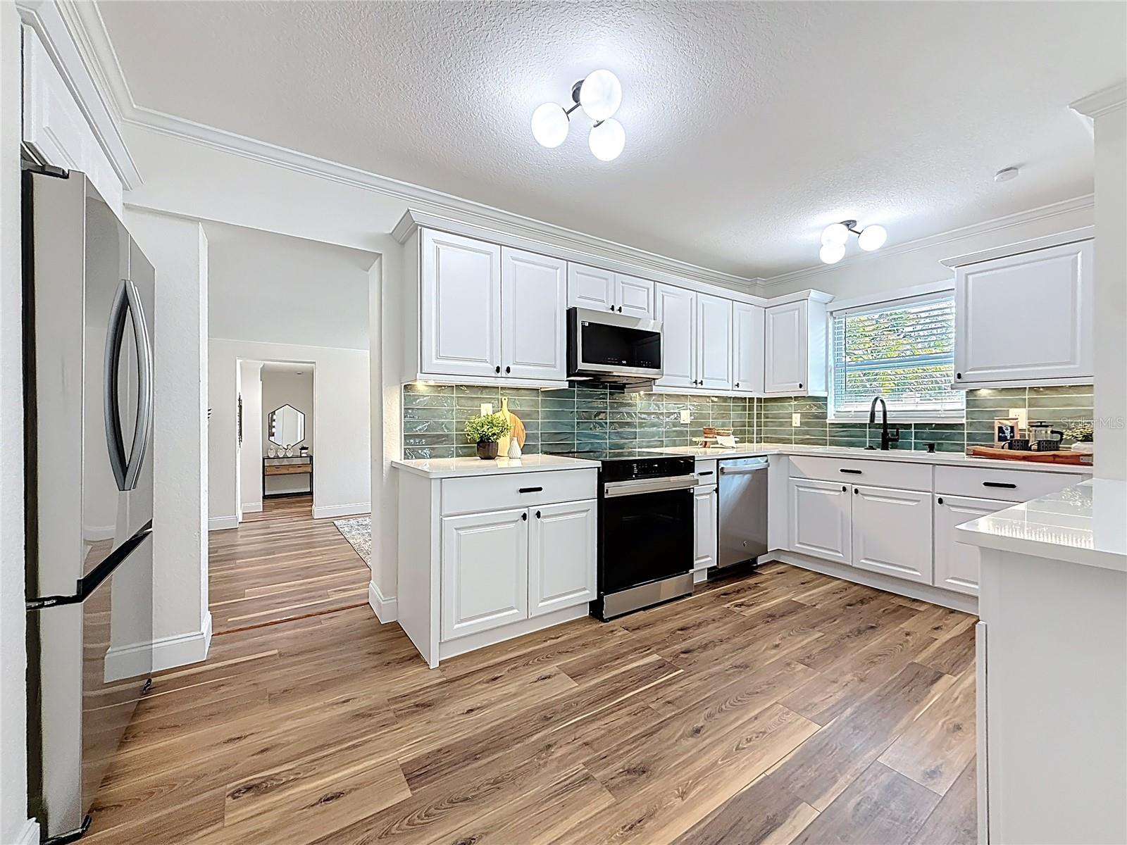 HARPER CIRCLE - Residential