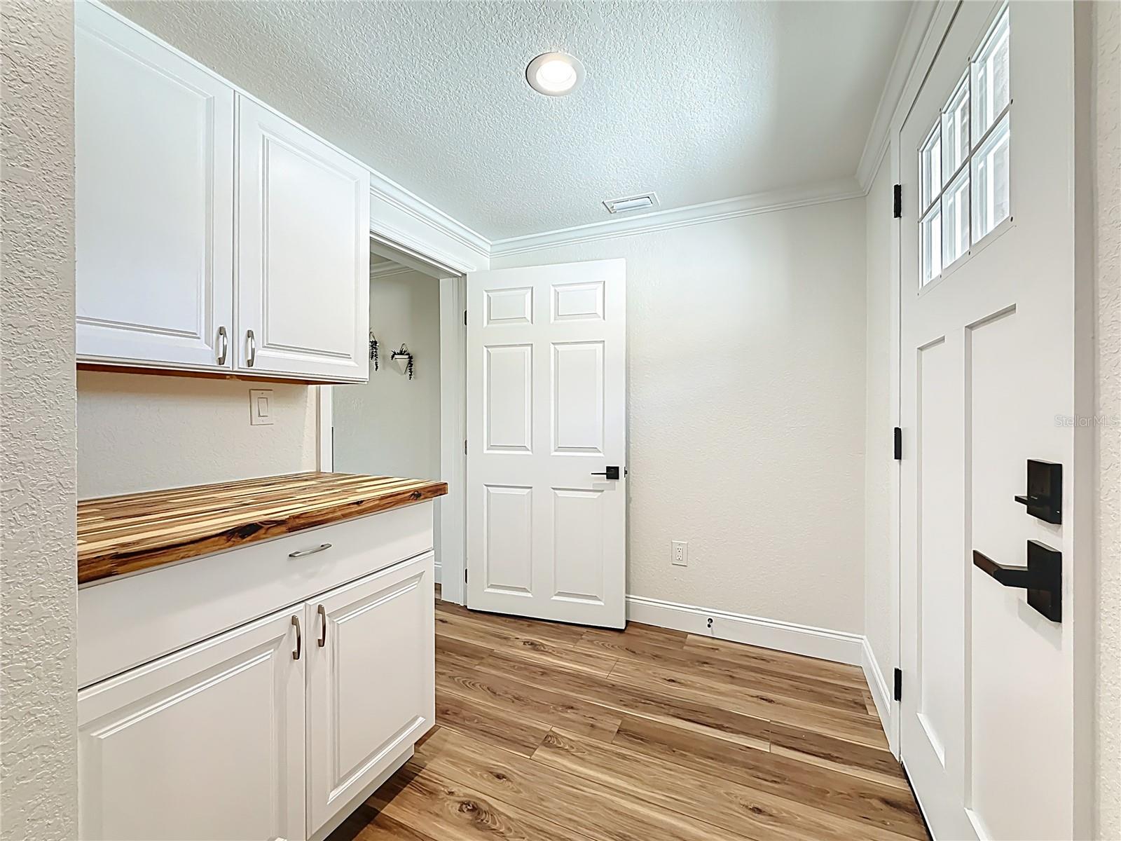 HARPER CIRCLE - Residential