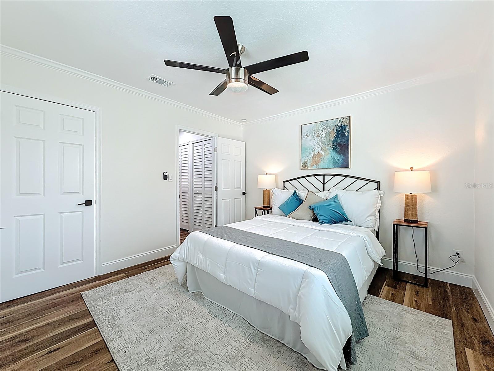 HARPER CIRCLE - Residential