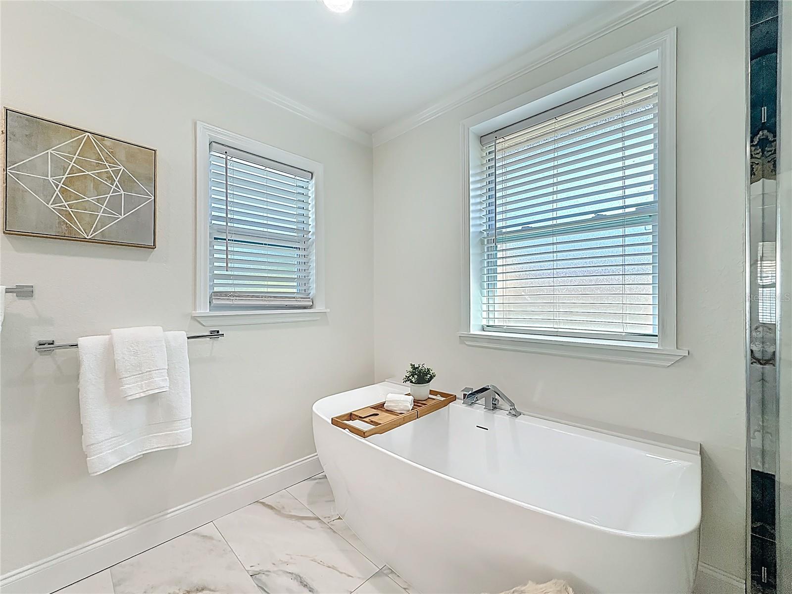 HARPER CIRCLE - Residential