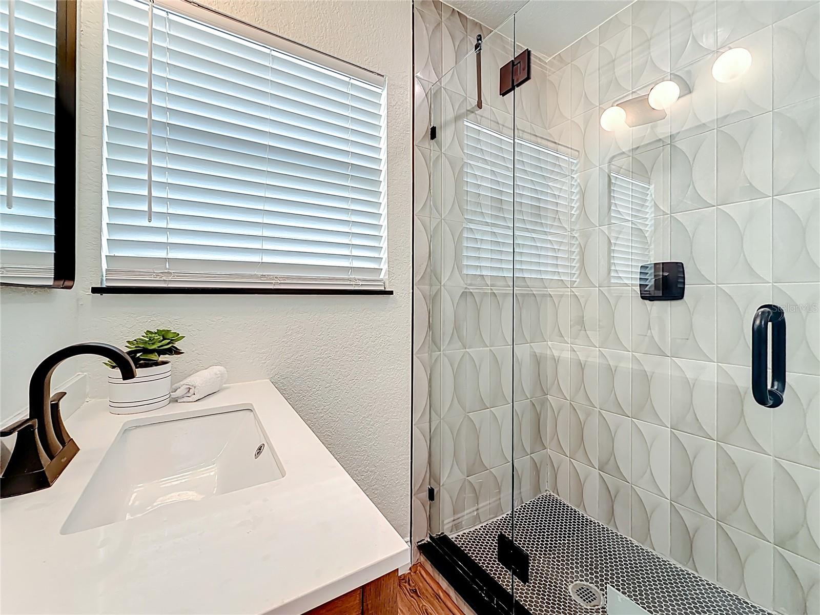 HARPER CIRCLE - Residential