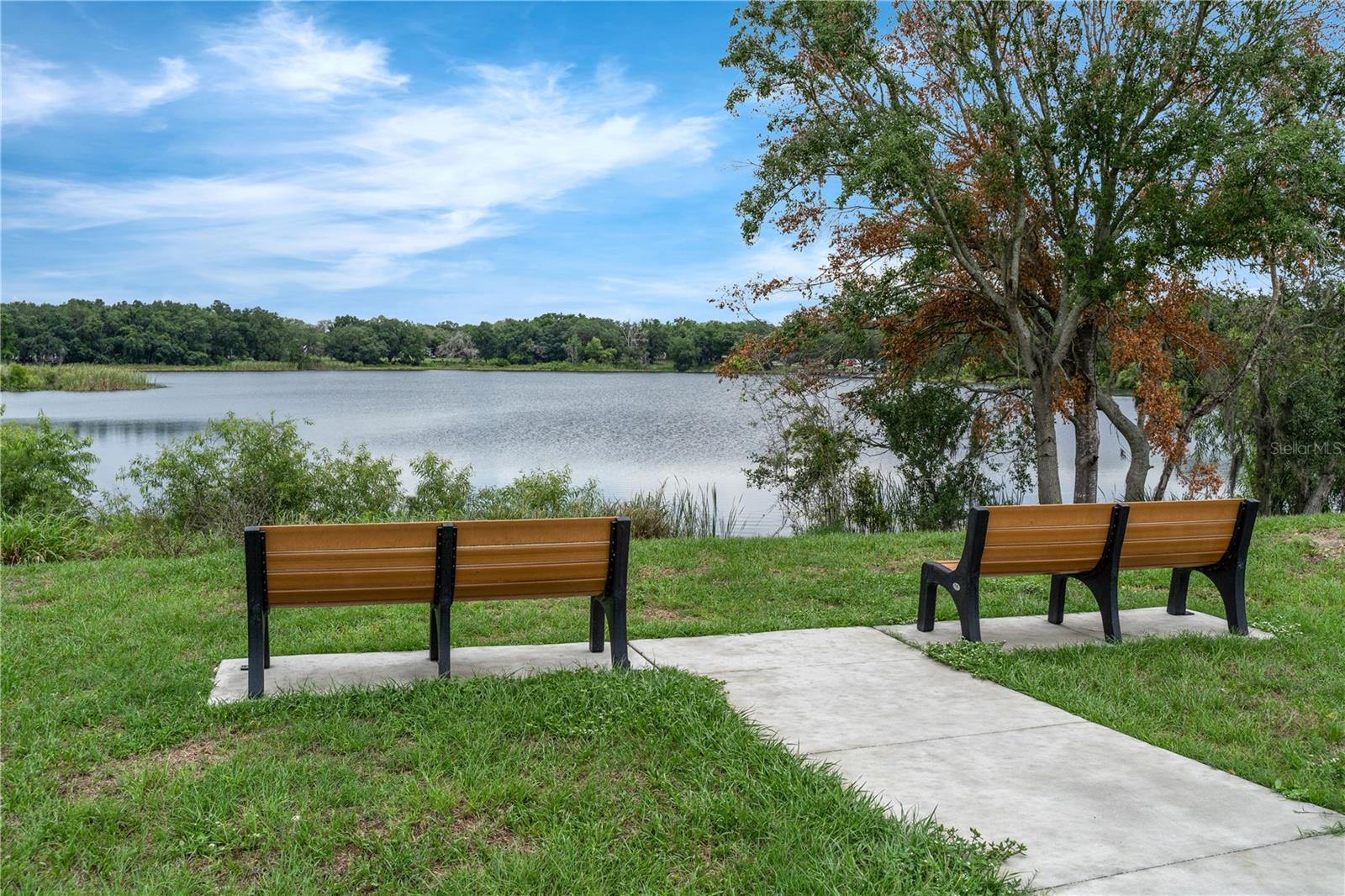 SUNSET LAKES ESTATES - Residential