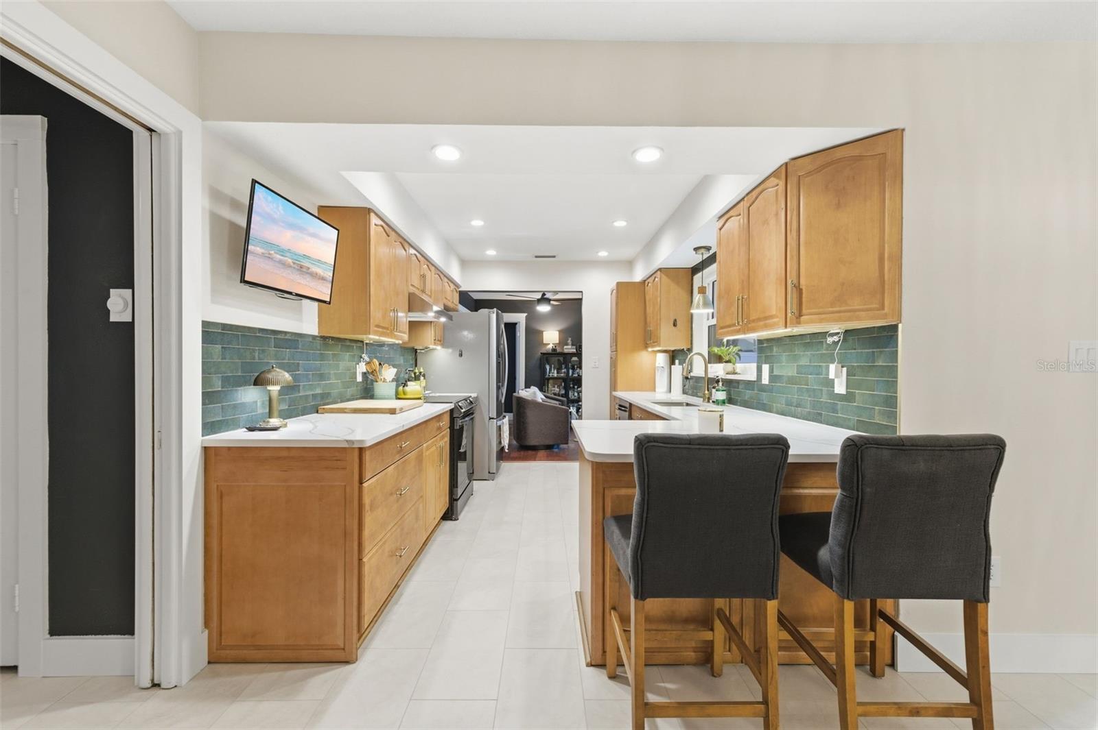 COLONIAL LANE JUNGLE ADD - Residential