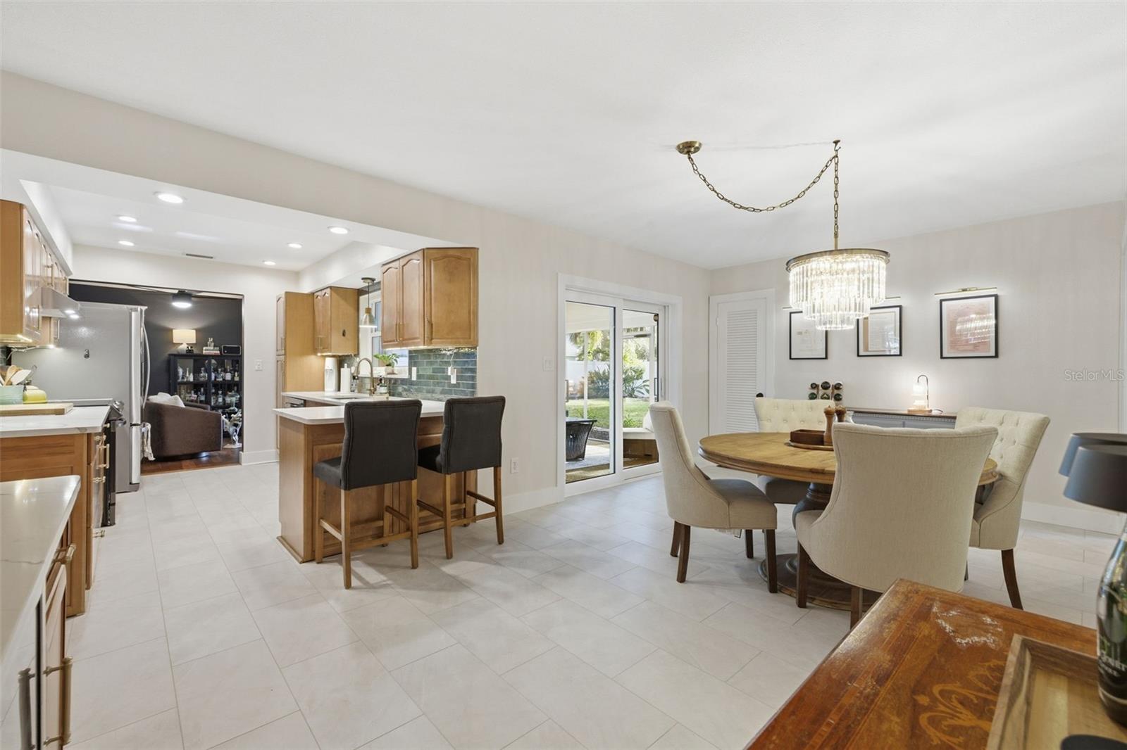 COLONIAL LANE JUNGLE ADD - Residential