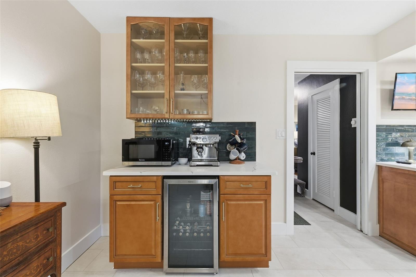 COLONIAL LANE JUNGLE ADD - Residential