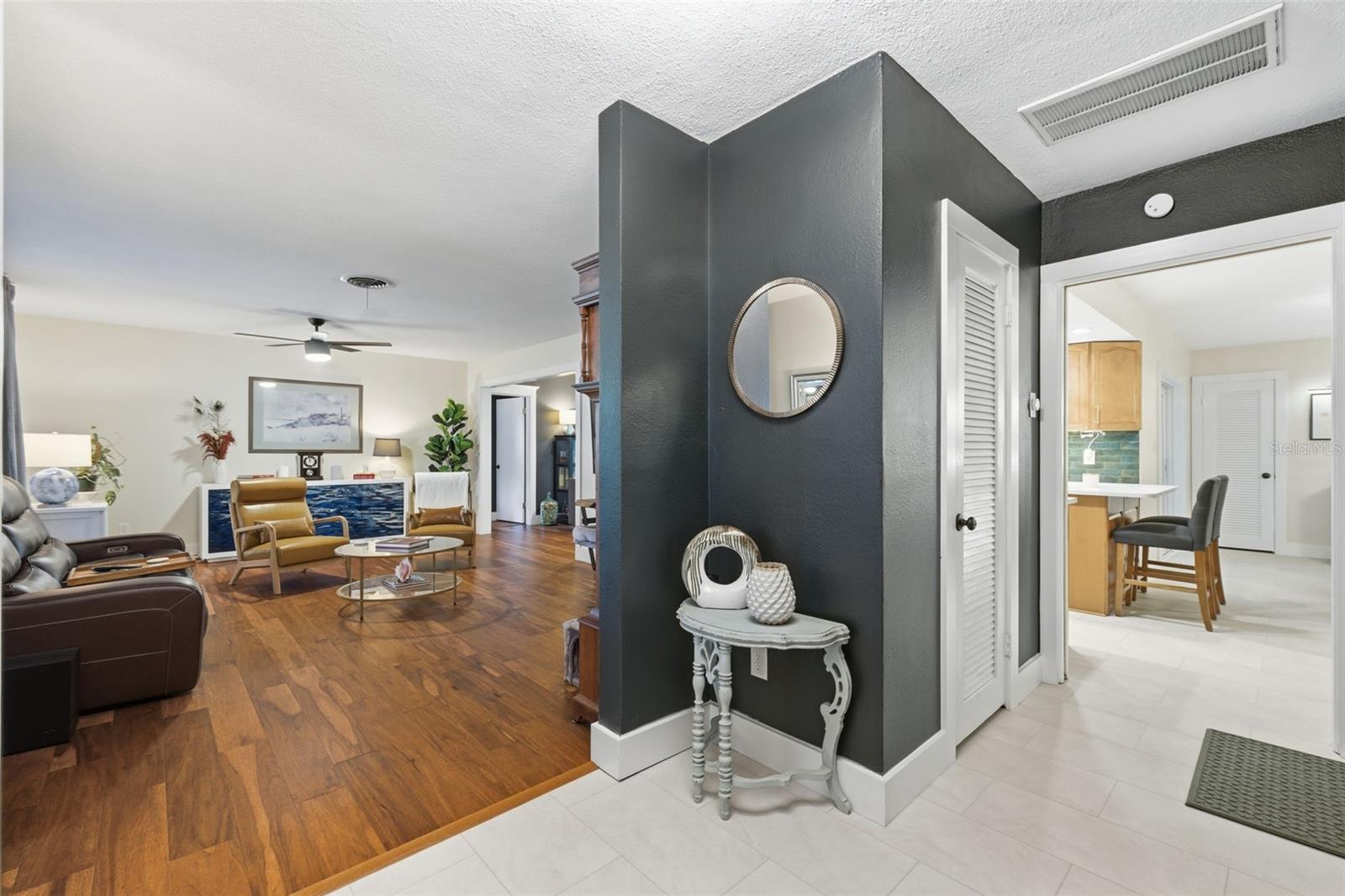 COLONIAL LANE JUNGLE ADD - Residential