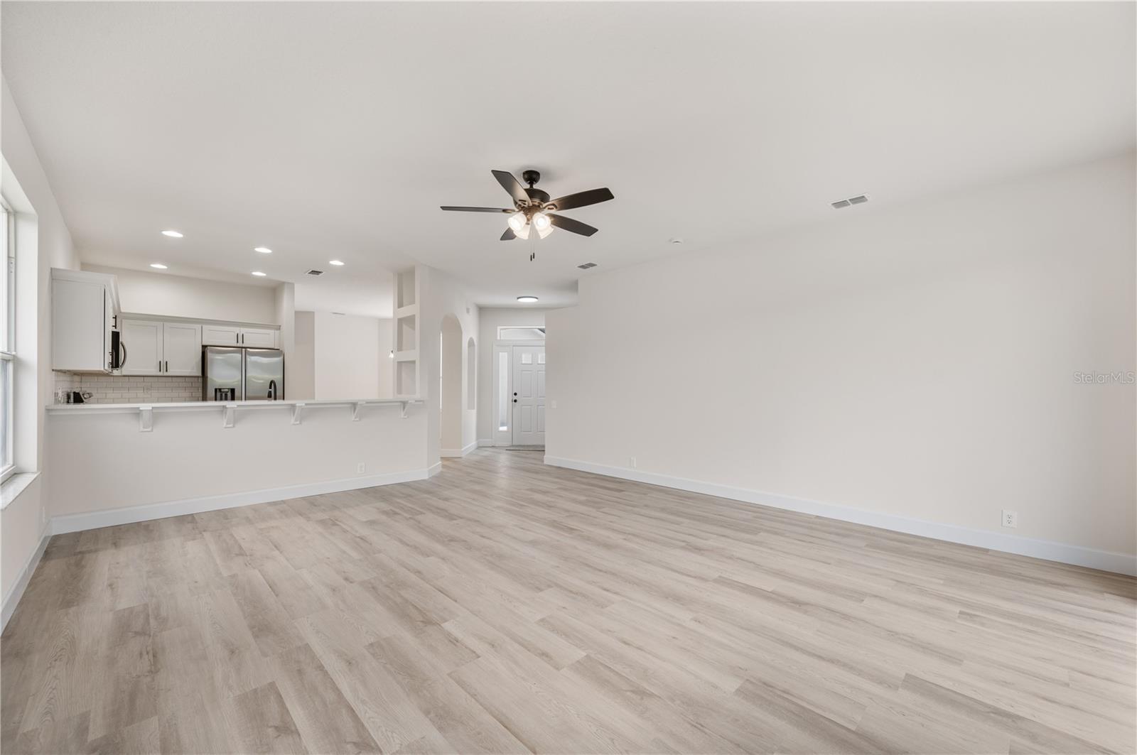 CARILLON LAKES PH 2 - Residential