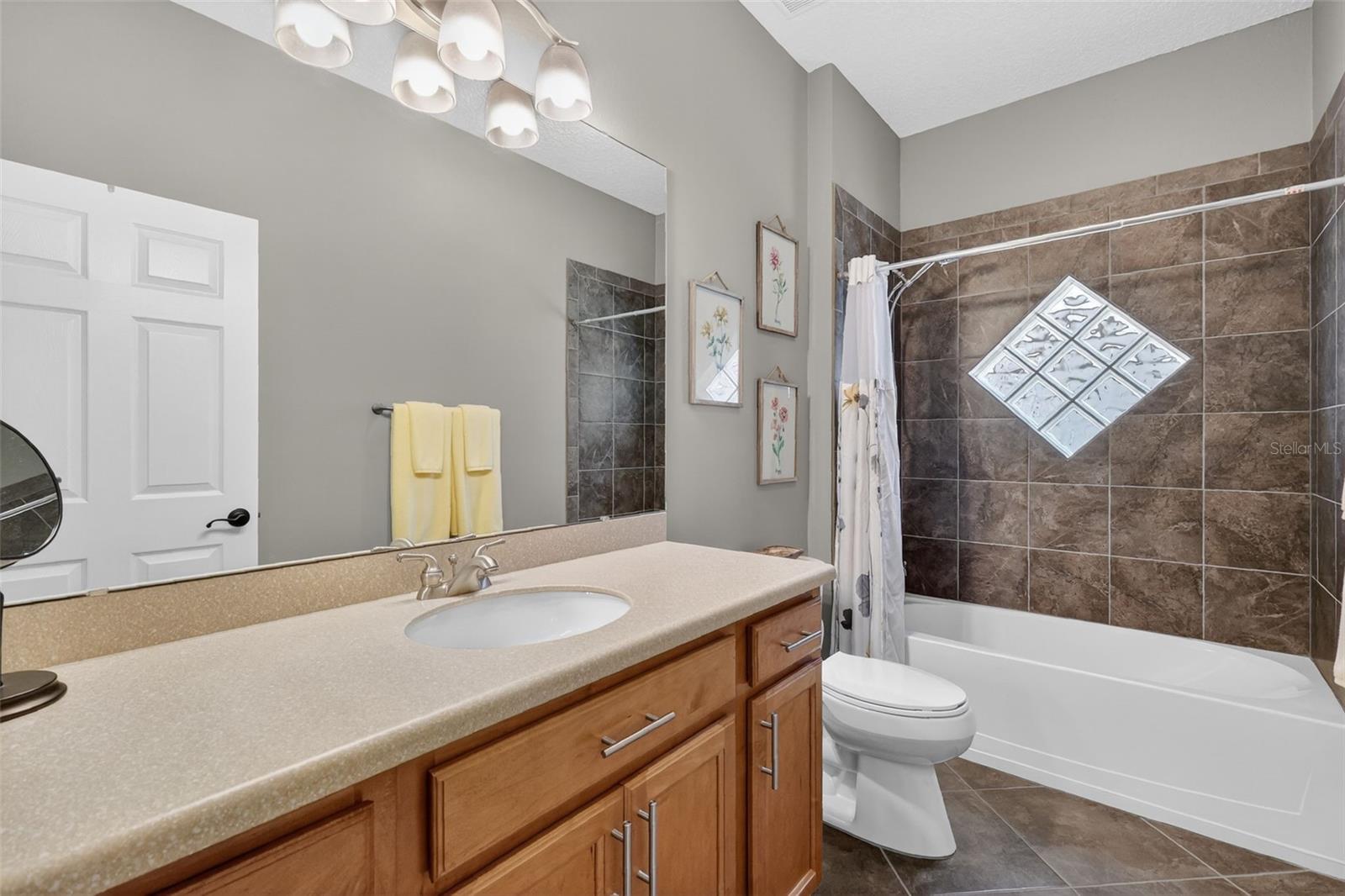 LAKES/MOUNT DORA PH 2 - Residential