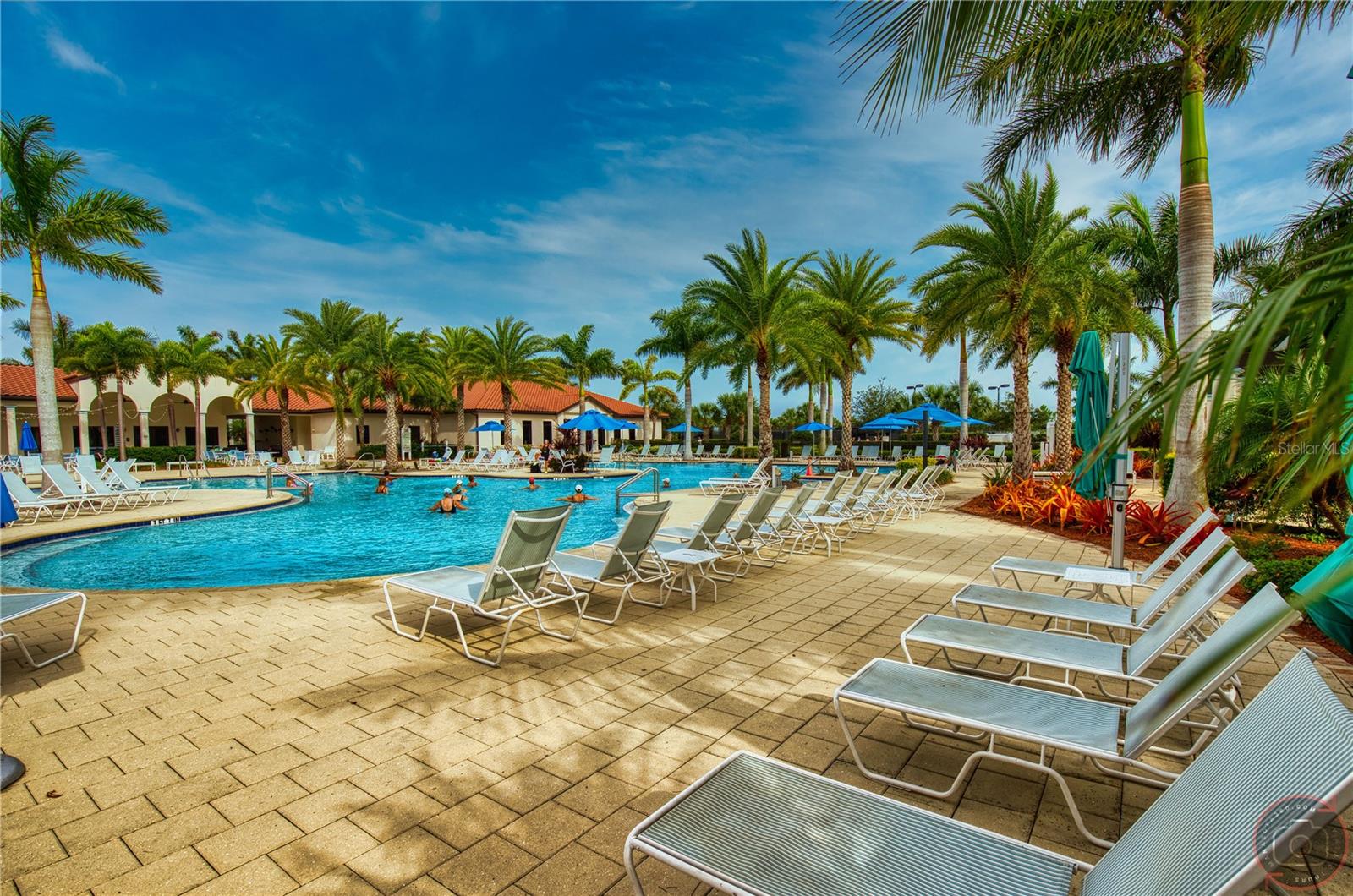 SARASOTA NATIONAL PH 6 & 7 - Residential Lease