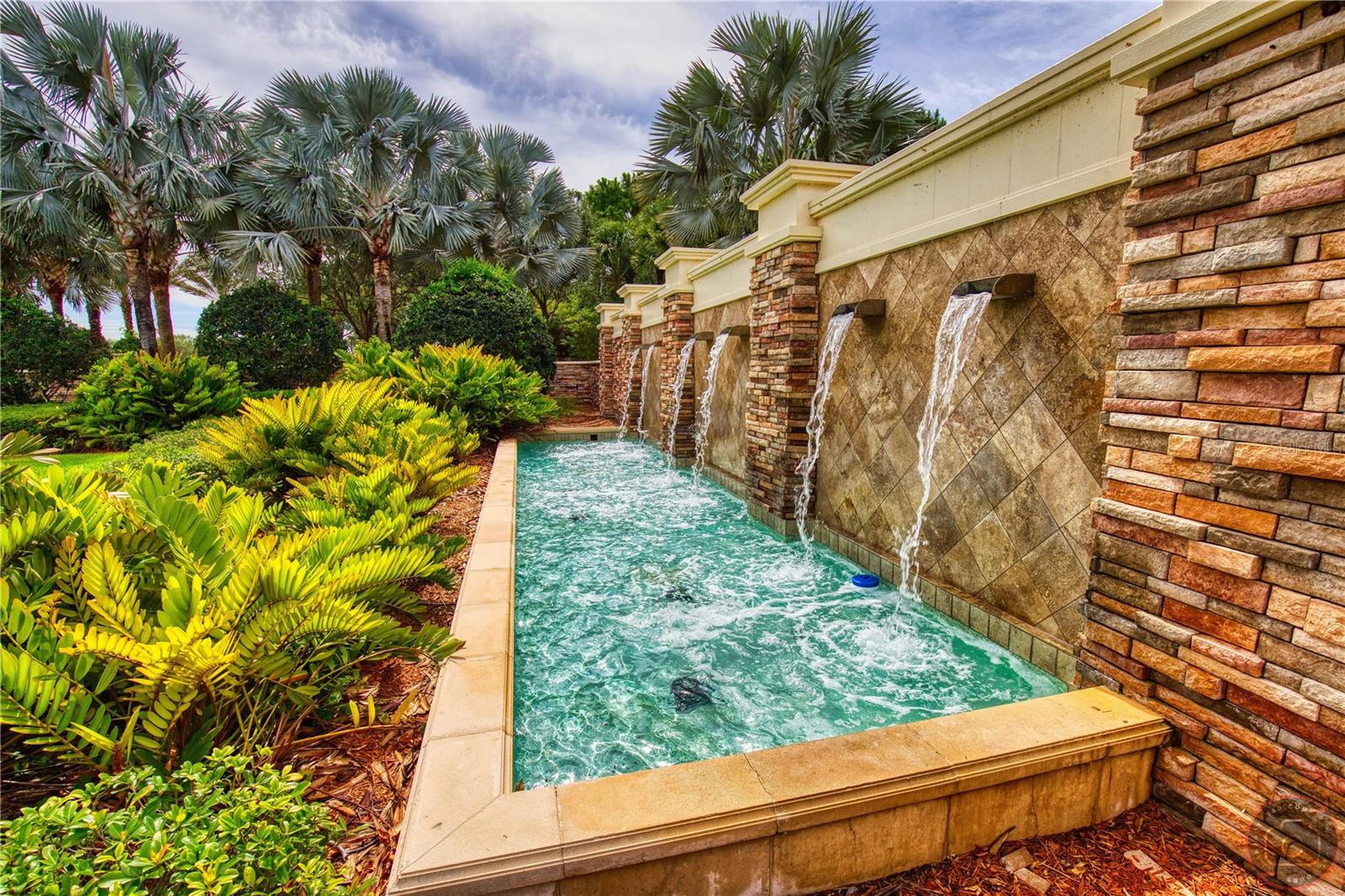 SARASOTA NATIONAL PH 6 & 7 - Residential Lease